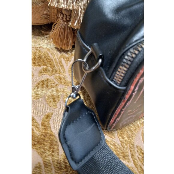 👉LAST CHANCE‼️ Halloween Ready "Keep Kreepy" Skeleton Crossbody Pouch - Picture 11 of 14